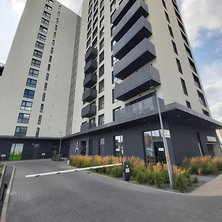 1130 Wojciechowskiego 6a - Tanie W Apartamencie - Samodzielne Zameldowanie - Self Check In Проживання в сім'ї